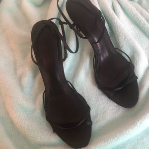 Zara Basics Collection heels 👠